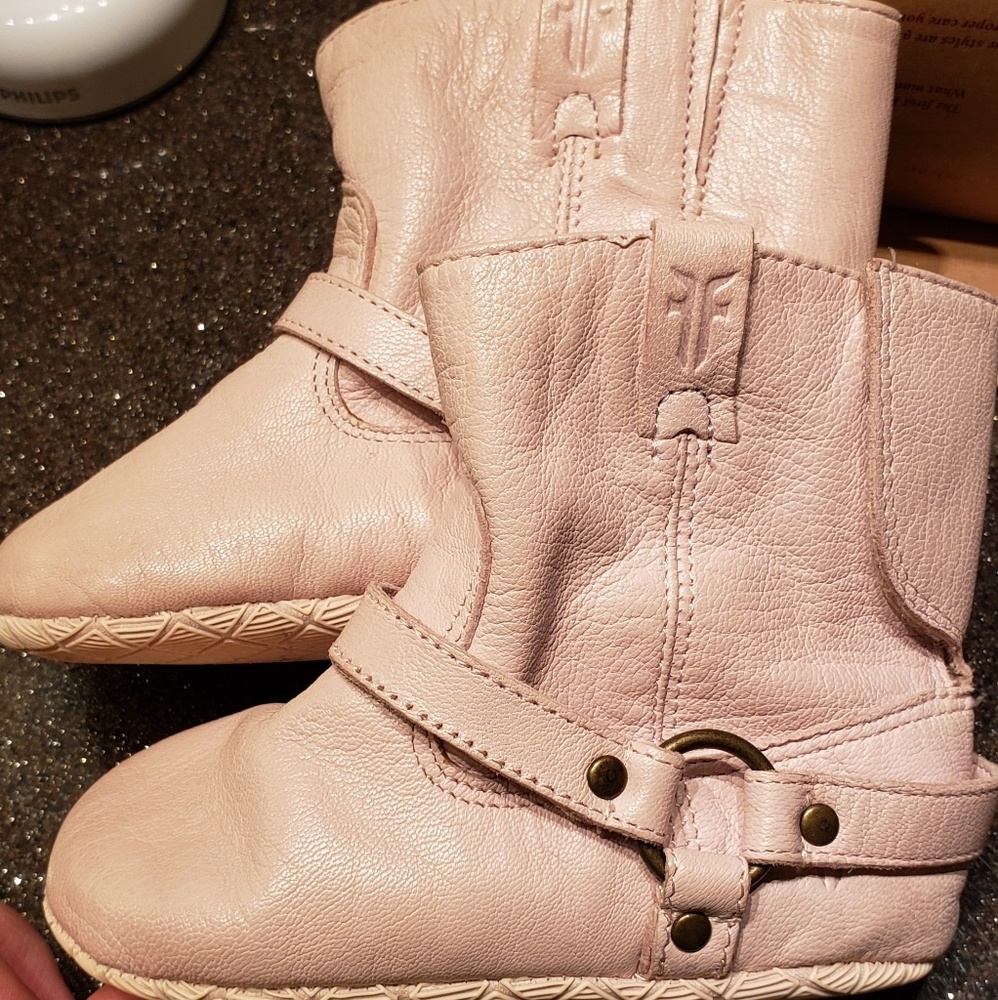 Infant frye boots